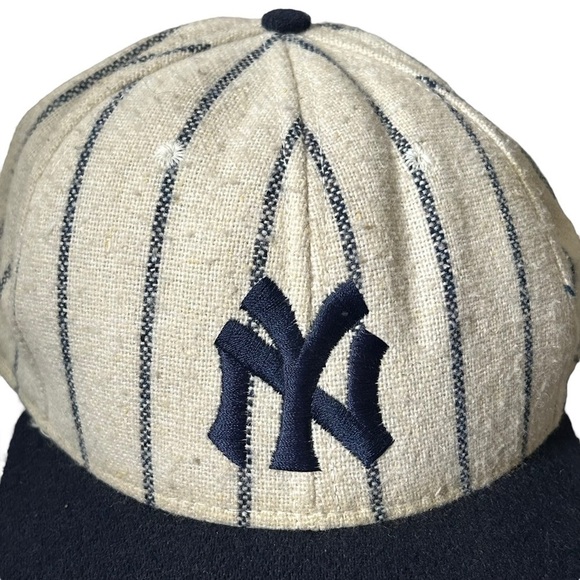 VINTAGE American Needle New York Yankees 100%Wool Fitted Baseball Hat - Picture 2 of 7